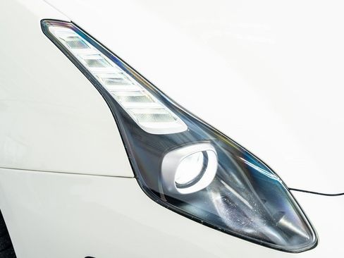 Used 2016 Ferrari California T image 20