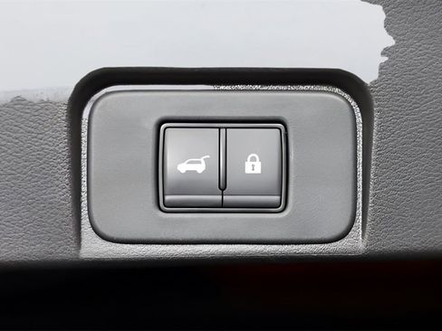 Used 2024 Nissan Rogue SV image 42