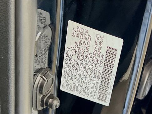 Used 2022 Honda Pilot Sport image 26