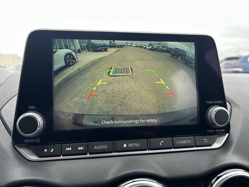 Used 2023 Nissan Sentra SV image 17