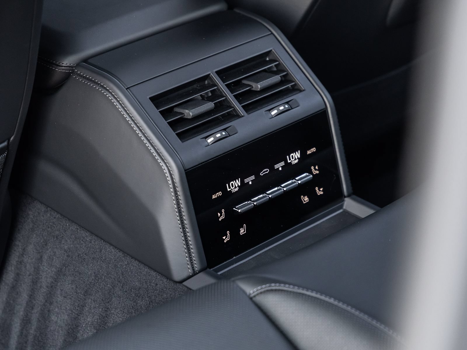 New 2026 Porsche Panamera 4 AWD/4WD image 41