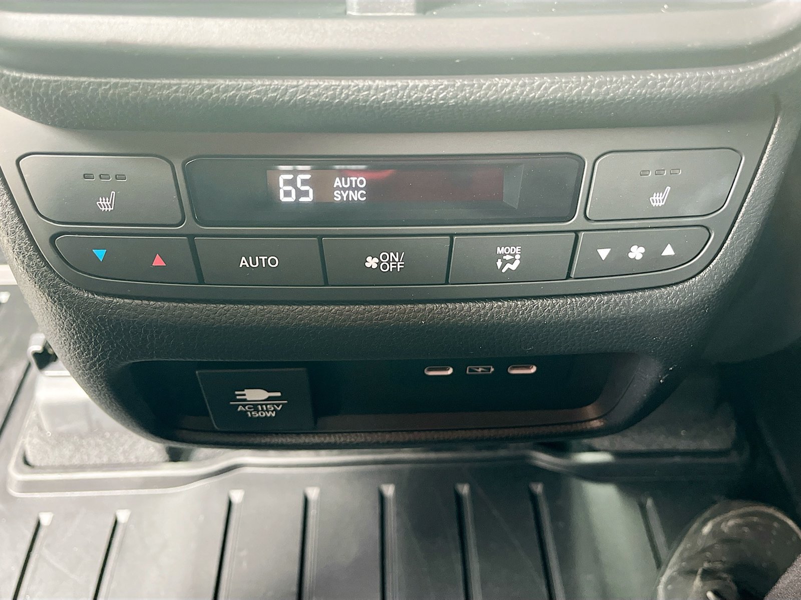 Used 2025 Honda Pilot Elite image 27
