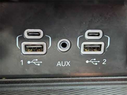 Used 2023 Jeep Grand Cherokee Limited w/ Luxury Tech Group II image 25