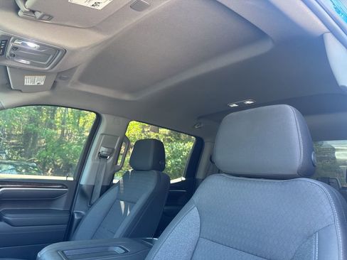 Used 2022 GMC Sierra 1500 Elevation image 17