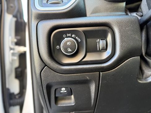 Used 2020 RAM 1500 Big Horn image 22