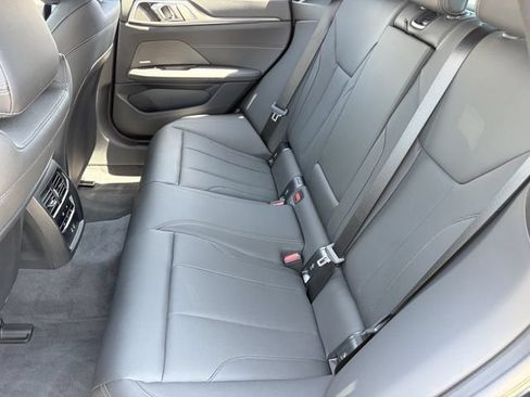 Used 2025 BMW i4 eDrive40 w/ Premium Package RWD image 19