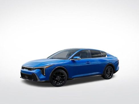 New 2025 Kia K4 GT-Line Turbo FWD image 3