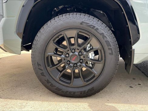 New 2025 Toyota Tundra Platinum image 15