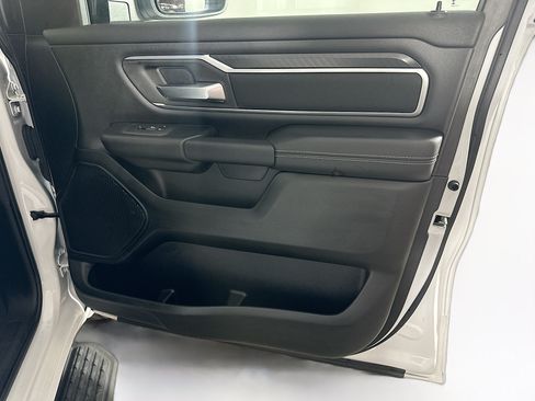 Used 2025 RAM 1500 Big Horn AWD/4WD image 30
