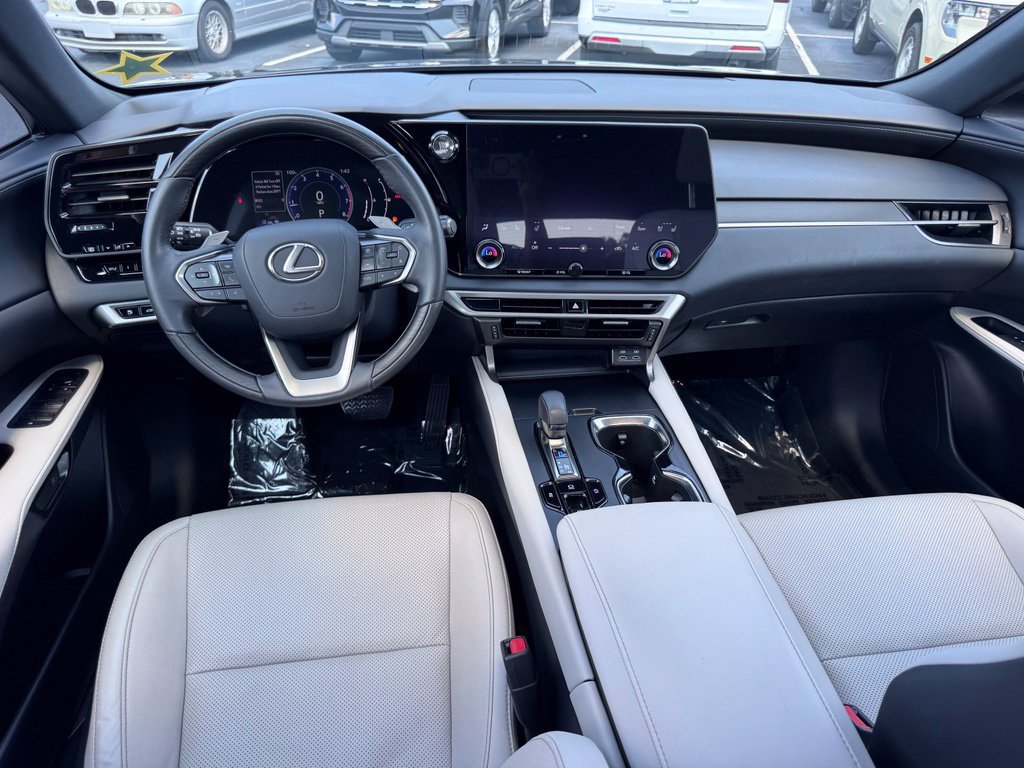 Used 2023 Lexus RX 350 Premium w/ Accessory Package (Z1) FWD image 5
