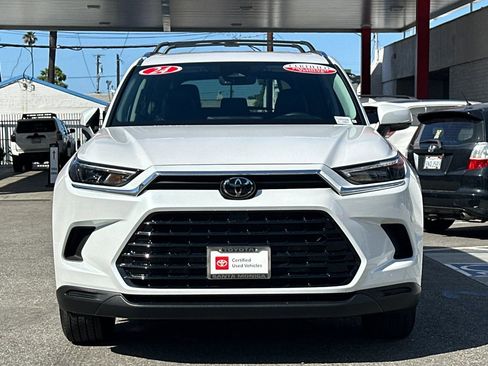 Certified 2024 Toyota Grand Highlander FWD image 9