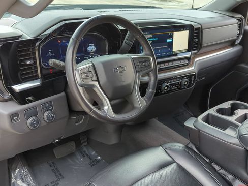 Used 2022 Chevrolet Silverado 1500 RST RWD image 10