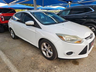 Used 2014 Ford Focus SE w/ SE Winter Package