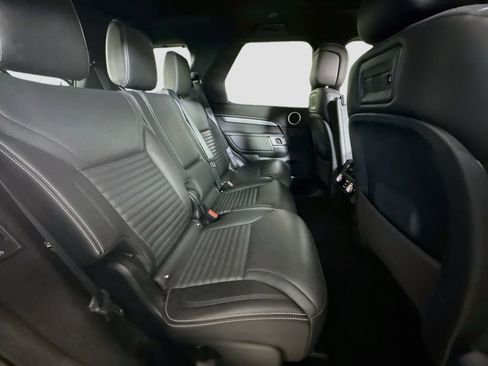 Used 2023 Land Rover Discovery S R-Dynamic AWD/4WD image 27