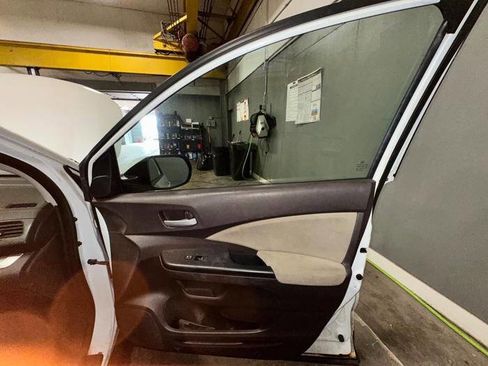 Used 2013 Honda CR-V EX image 29
