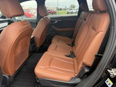 Used 2021 Audi Q7 2.0T Premium Plus w/ Executive Package image 10