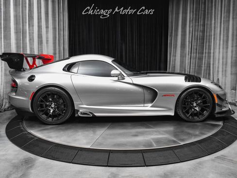 Used 2015 Dodge Viper SRT-10 RWD image 38