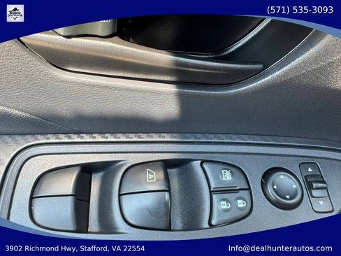 Used 2023 Nissan Versa S w/ S Plus Package FWD image 11