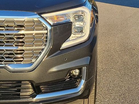 Used 2022 GMC Terrain Denali w/ Denali Premium Package image 16