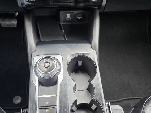 Used 2023 Ford Escape Platinum AWD/4WD image 17