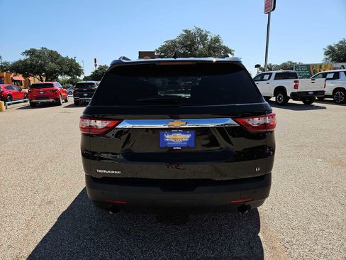 Used 2019 Chevrolet Traverse LT FWD image 7