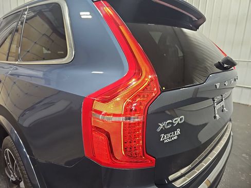Used 2023 Volvo XC90 B6 Plus w/ Protection Package AWD/4WD image 35