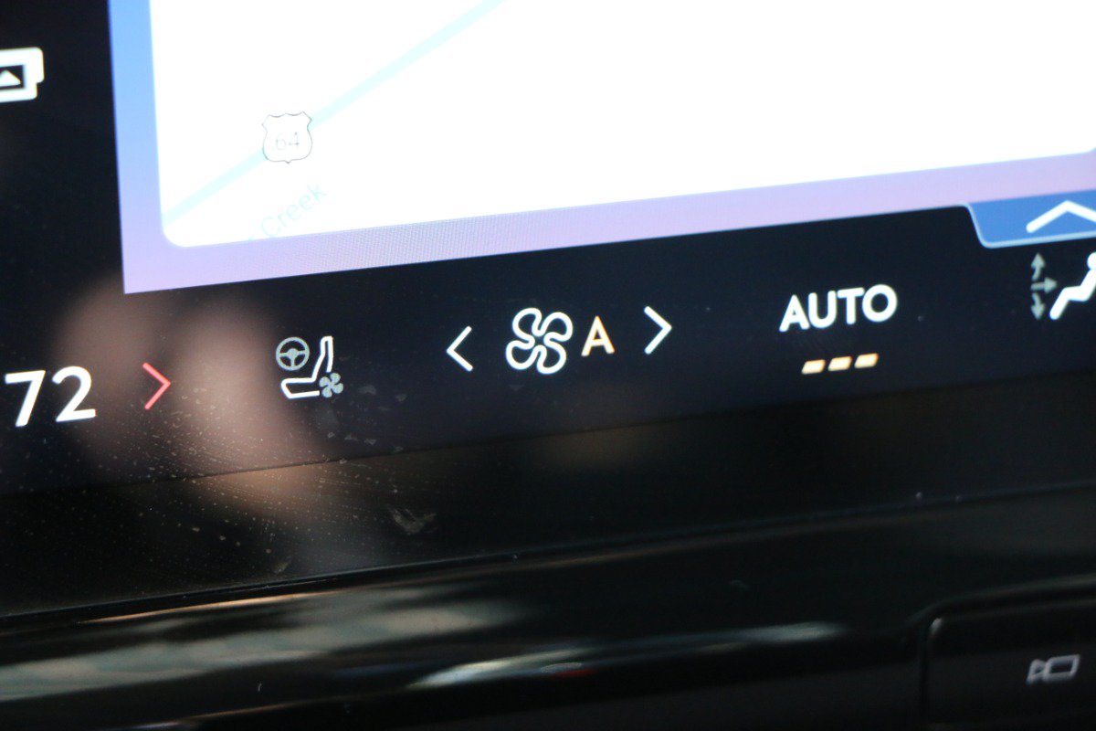 Used 2025 Lincoln Navigator Black Label AWD/4WD image 25
