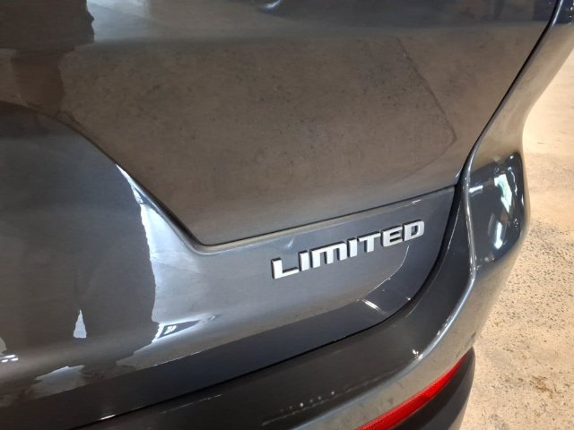 Used 2025 Jeep Grand Cherokee L Limited w/ Trailer Tow Package AWD/4WD image 20
