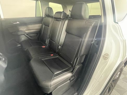 Used 2022 Volkswagen Atlas SE image 24