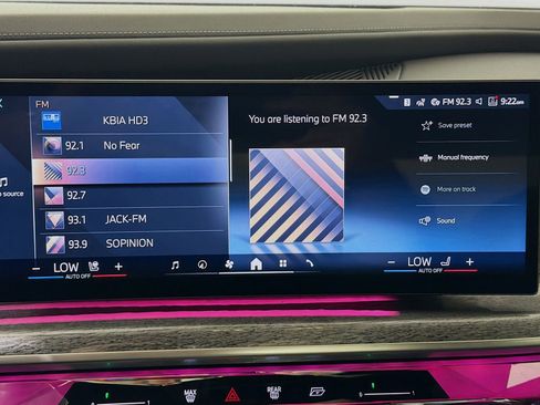 Certified 2024 BMW 740i xDrive w/ Executive Package AWD/4WD image 22