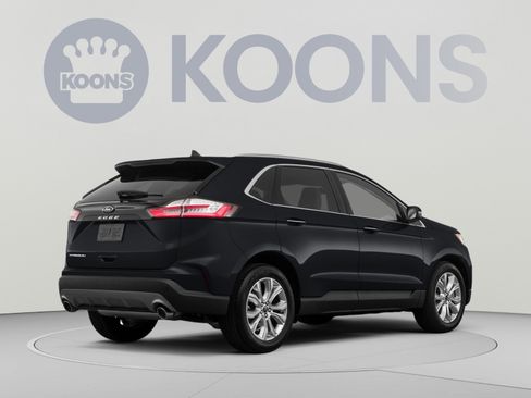 Used 2022 Ford Edge Titanium AWD/4WD image 4