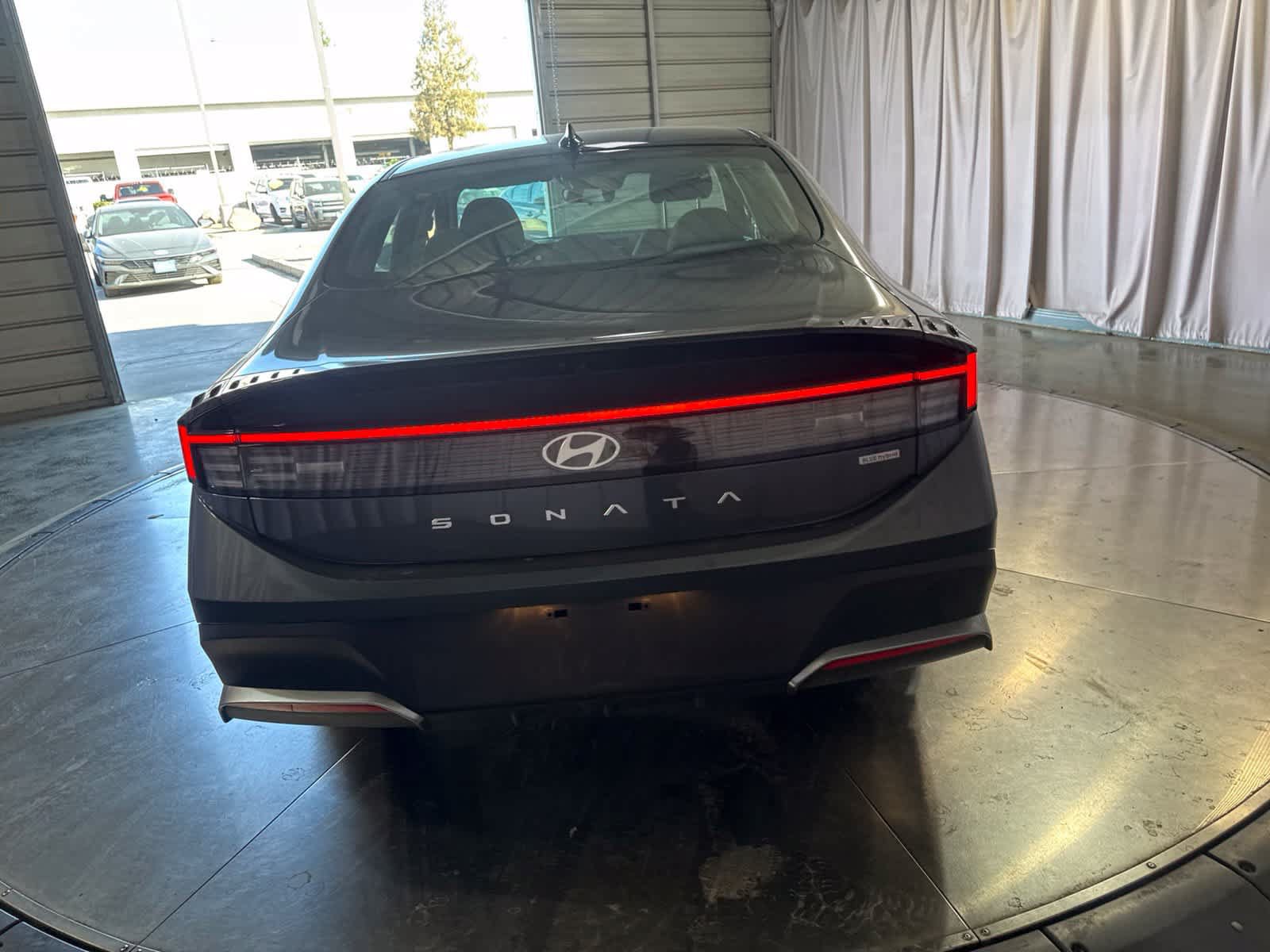 Certified 2026 Hyundai Sonata Blue FWD image 6