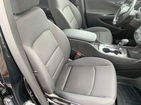 Certified 2021 Chevrolet Malibu RS FWD image 25