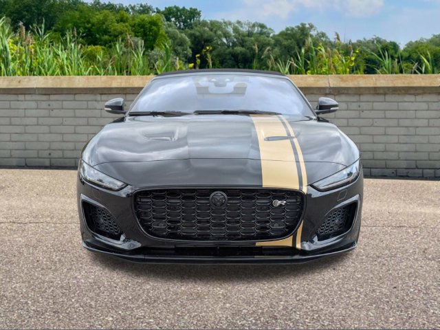Certified 2024 Jaguar F-TYPE R AWD/4WD image 2