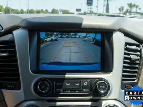 Used 2017 GMC Yukon SLT w/ Premium Edition image 16