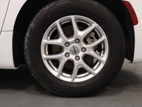 Certified 2023 Chrysler Voyager LX FWD image 25