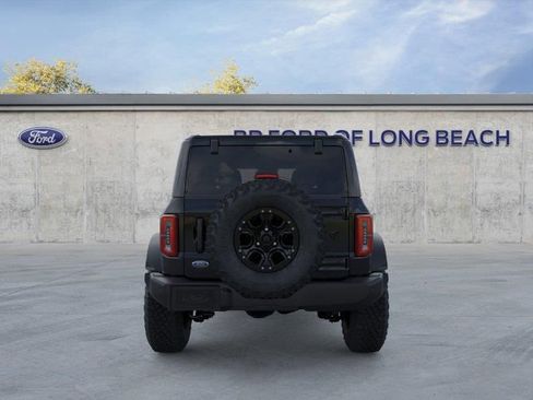 New 2026 Ford Bronco Outer Banks w/ Sasquatch Package AWD/4WD image 5