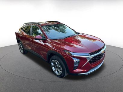 Used 2025 Chevrolet Trax LT