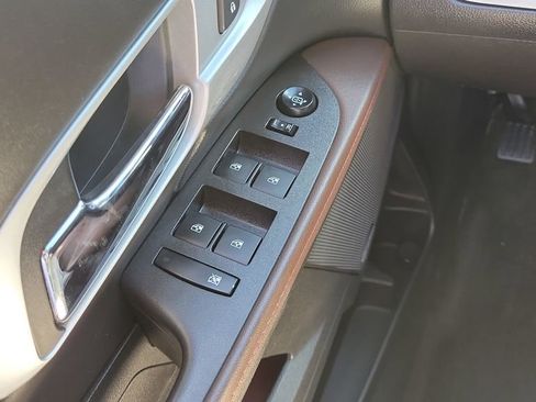 Used 2015 GMC Terrain SLT w/ Open Road Package image 24