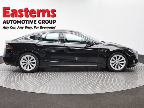 Used 2017 Tesla Model S 60D AWD/4WD image 4
