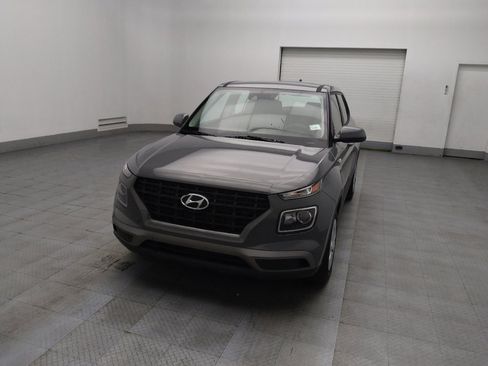 Used 2020 Hyundai Venue SE image 15