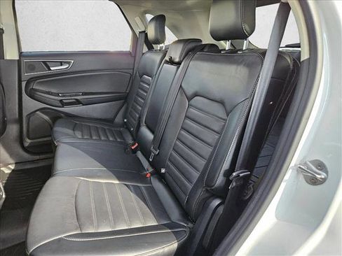 Used 2016 Ford Edge SEL w/ Canadian Touring Package image 19