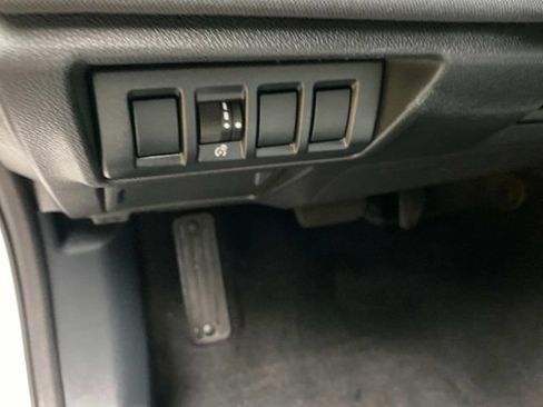 Used 2024 Subaru Outback Premium AWD/4WD image 15