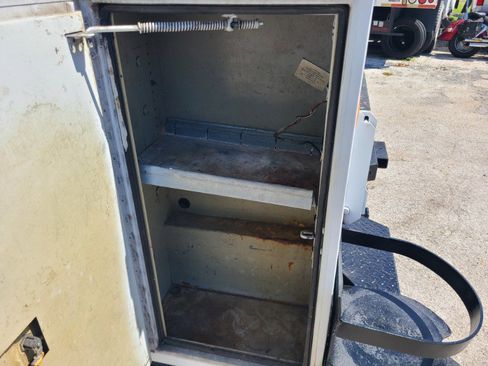 Used 2006 Chevrolet Silverado 2500 W/T w/ Heavy-Duty Power Package image 24