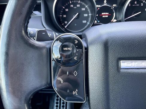 Used 2020 Land Rover Discovery SE AWD/4WD image 10