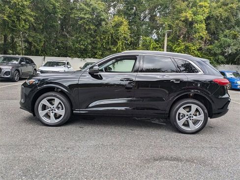 Used 2025 Audi Q5 Premium Plus w/ Premium Plus image 6