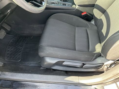 Used 2022 Honda Civic LX image 11