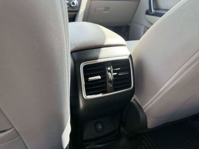 Used 2020 Kia Sportage LX FWD image 12