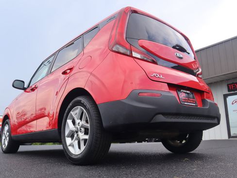Used 2020 Kia Soul S image 19