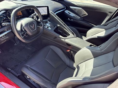 Used 2023 Chevrolet Corvette Stingray Preferred Conv w/ 2LT image 19